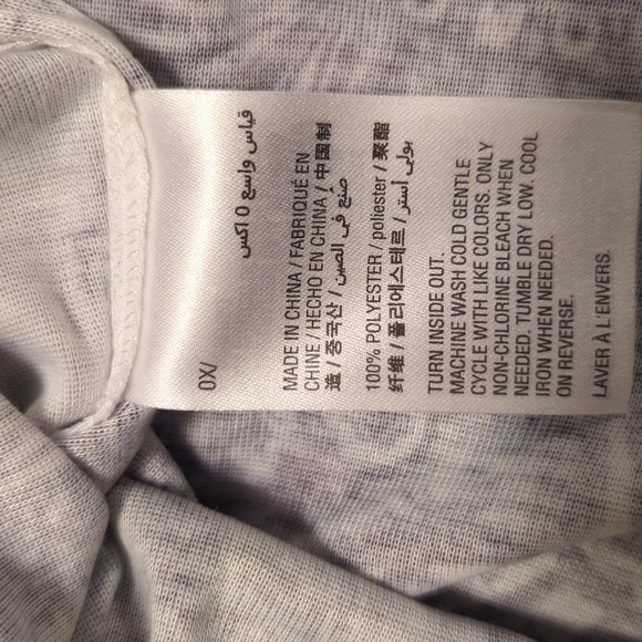 NWT Style & Co 0x women's T-shirt black, grey & white paisley swirl pattern - Picture 5 of 5